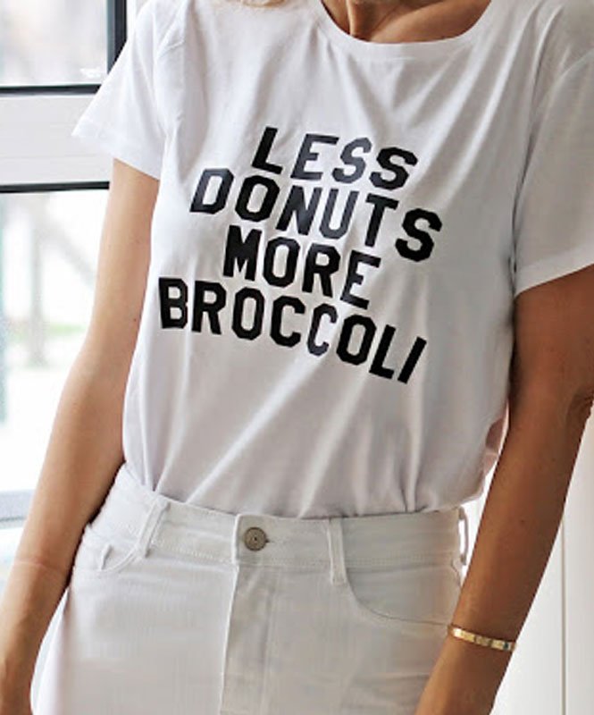 Less donuts, more broccoli - T-shirts Catita illustrations